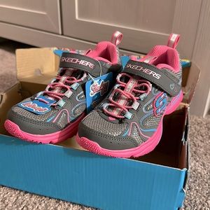 Sketchers little kids size 11 sneakers